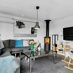3 Bedroom Beautiful In Sydals Dom wakacyjny Nedre Lysabild