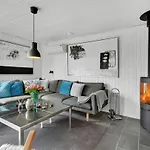 3 Bedroom Beautiful In Sydals Dom wakacyjny