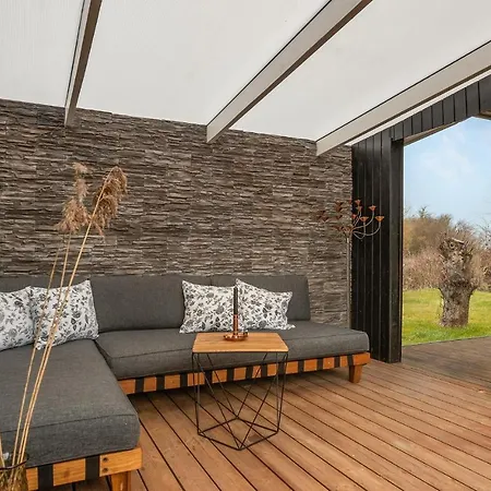 3 Bedroom Beautiful In Sydals