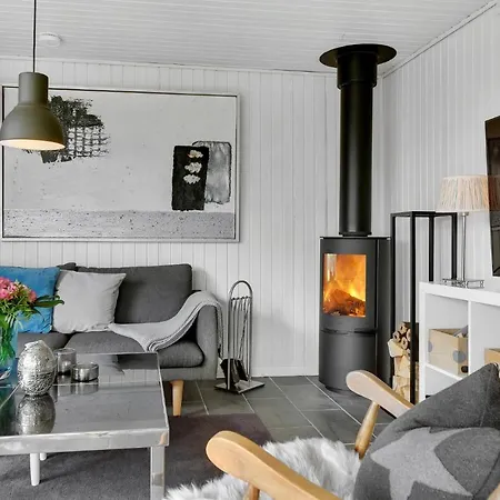 3 Bedroom Beautiful In Sydals