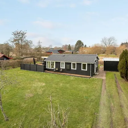 3 Bedroom Beautiful In Sydals *