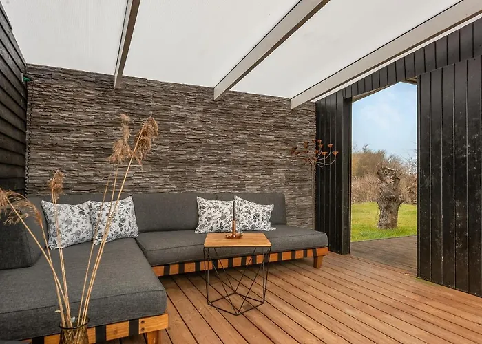 3 Bedroom Beautiful In Sydals